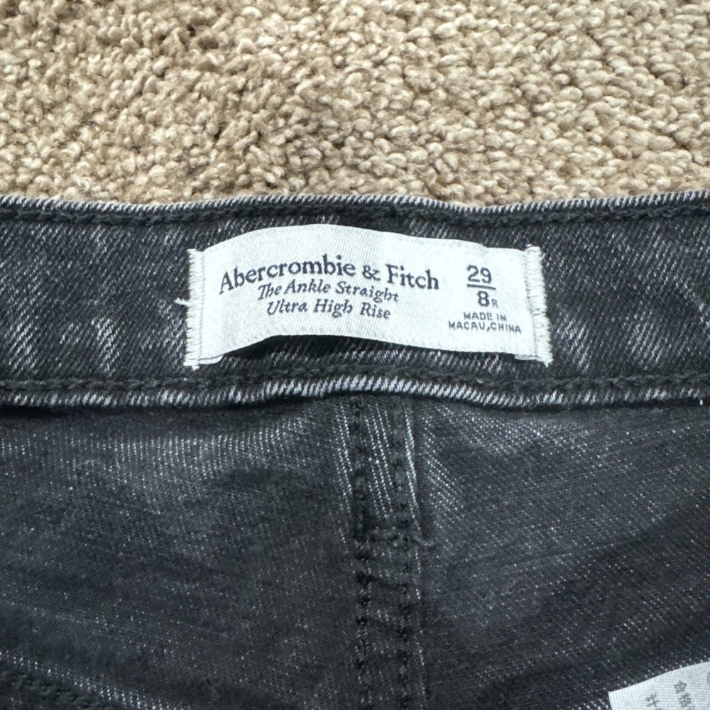 Abercrombie & Fitch Ankle Straight Ultra High Rise Curve Love 8 29 S Short Black - Picture 4 of 7
